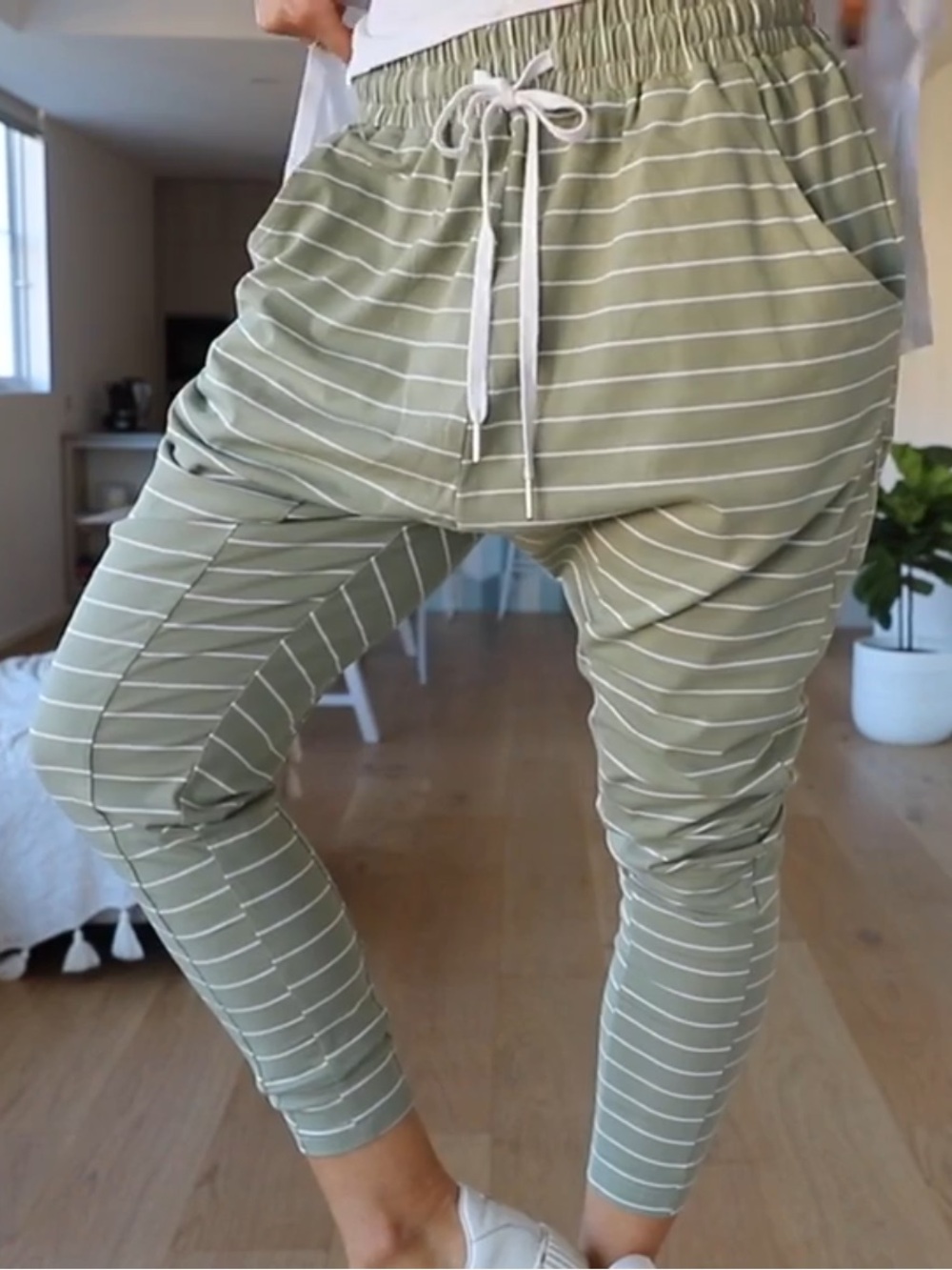 Sarah’s Day x Whitefox Drop It Like Its Crotch Pants